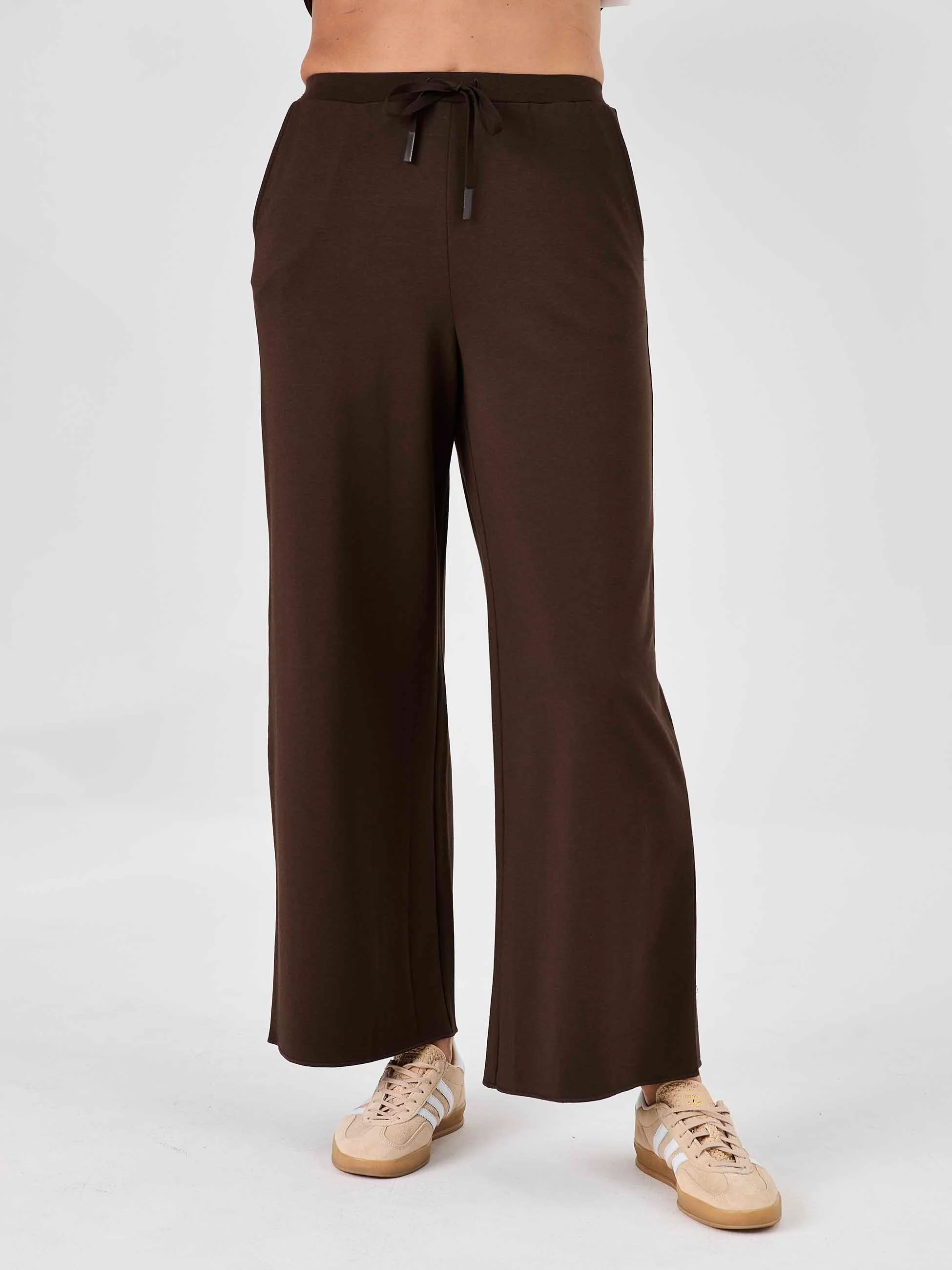 Classic Wide Leg Sweat Pants - Coffee Bean - Image 4