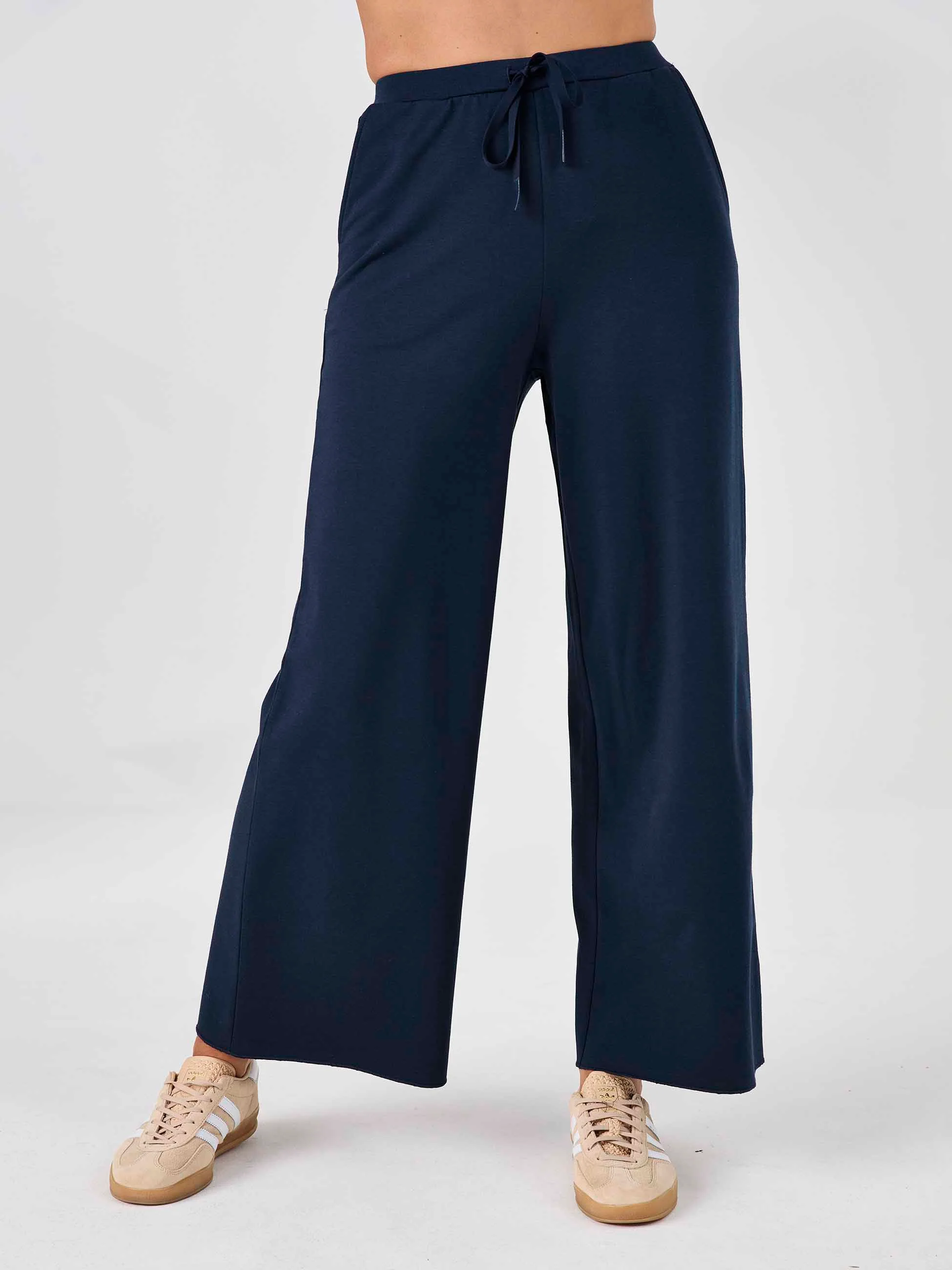 Classic Wide Leg Sweat Pants - Navy - Image 4