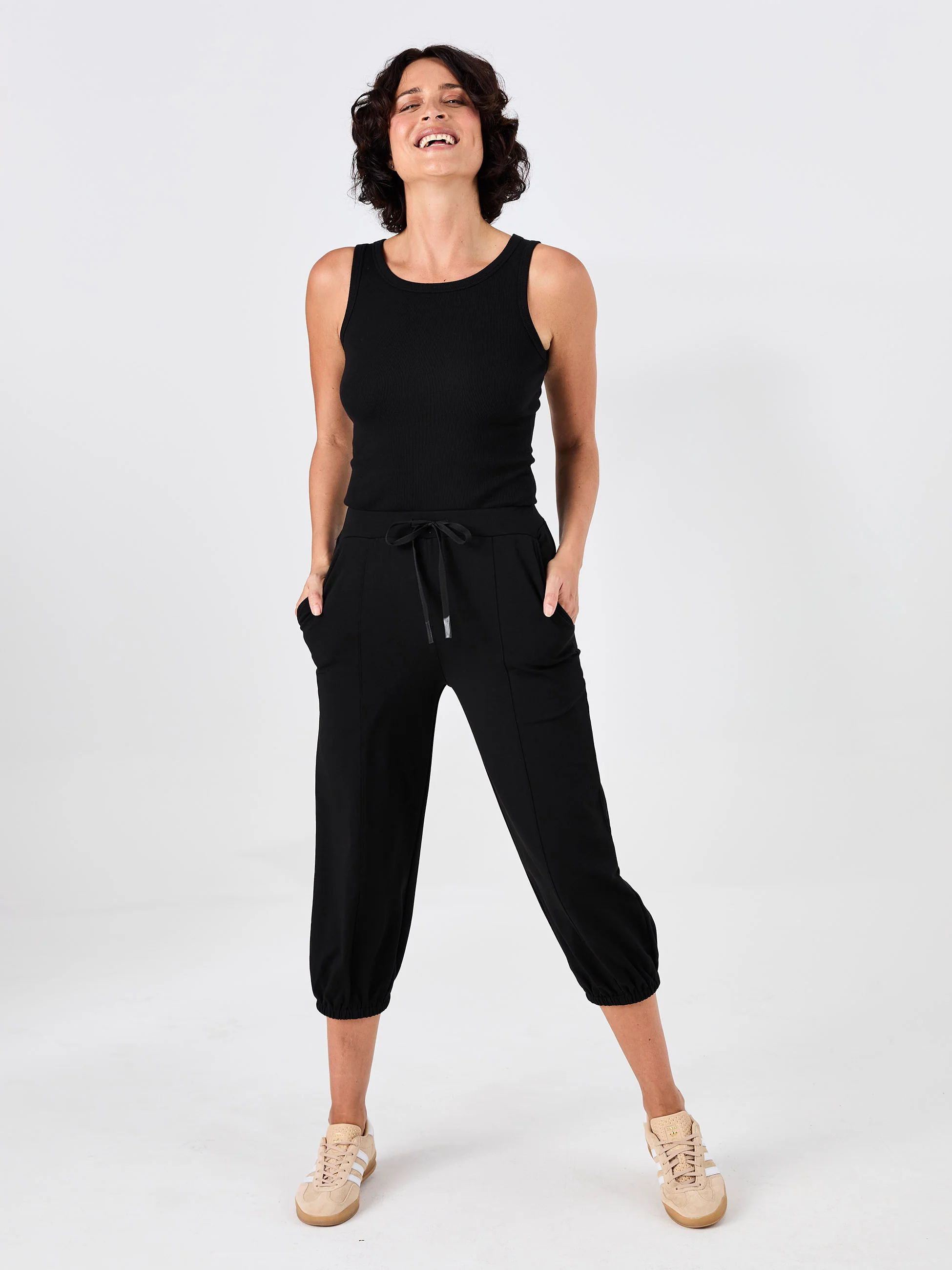 Dune Sweat Pant - Black - Image 11