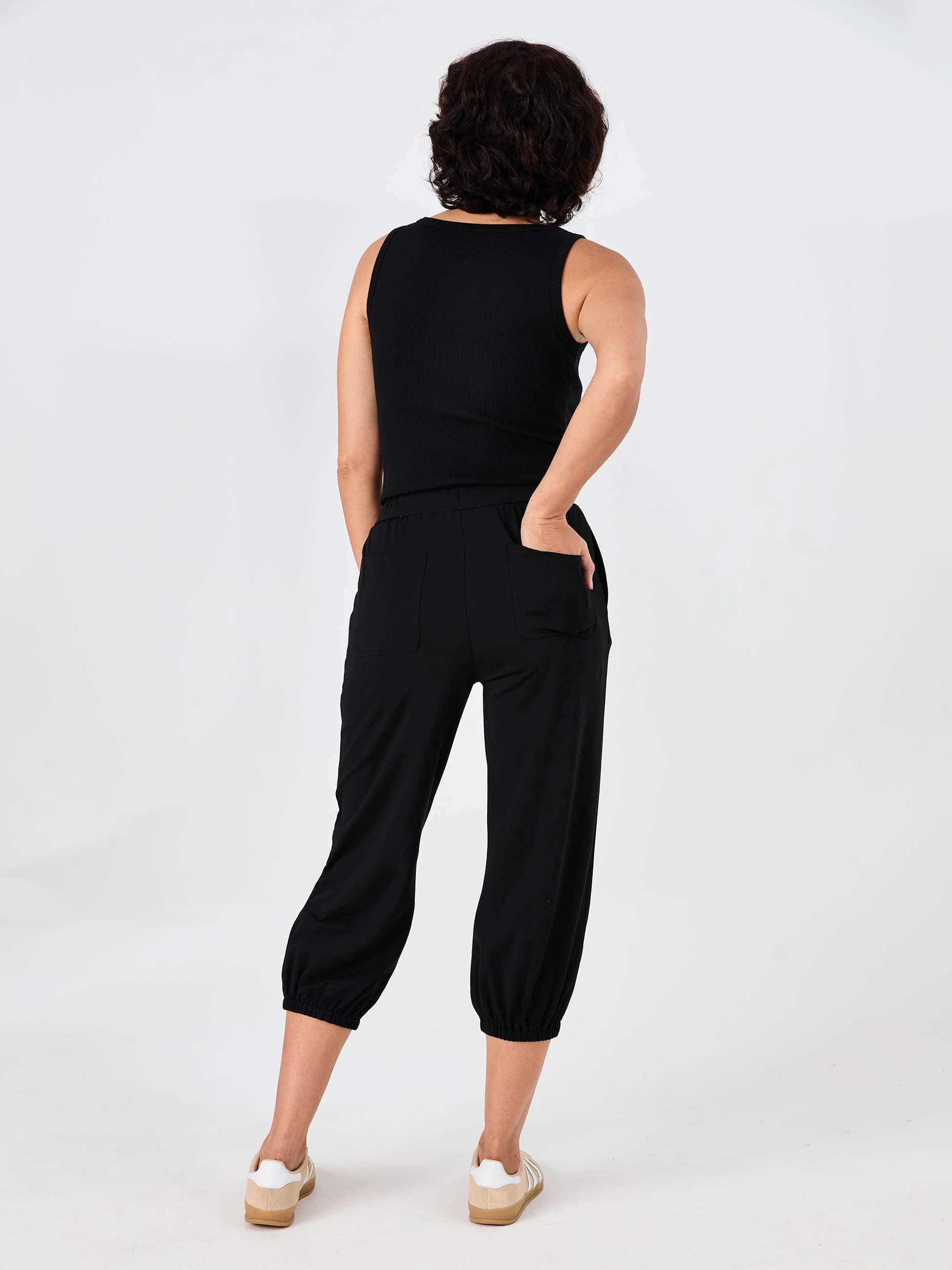Dune Sweat Pant - Black - Image 9