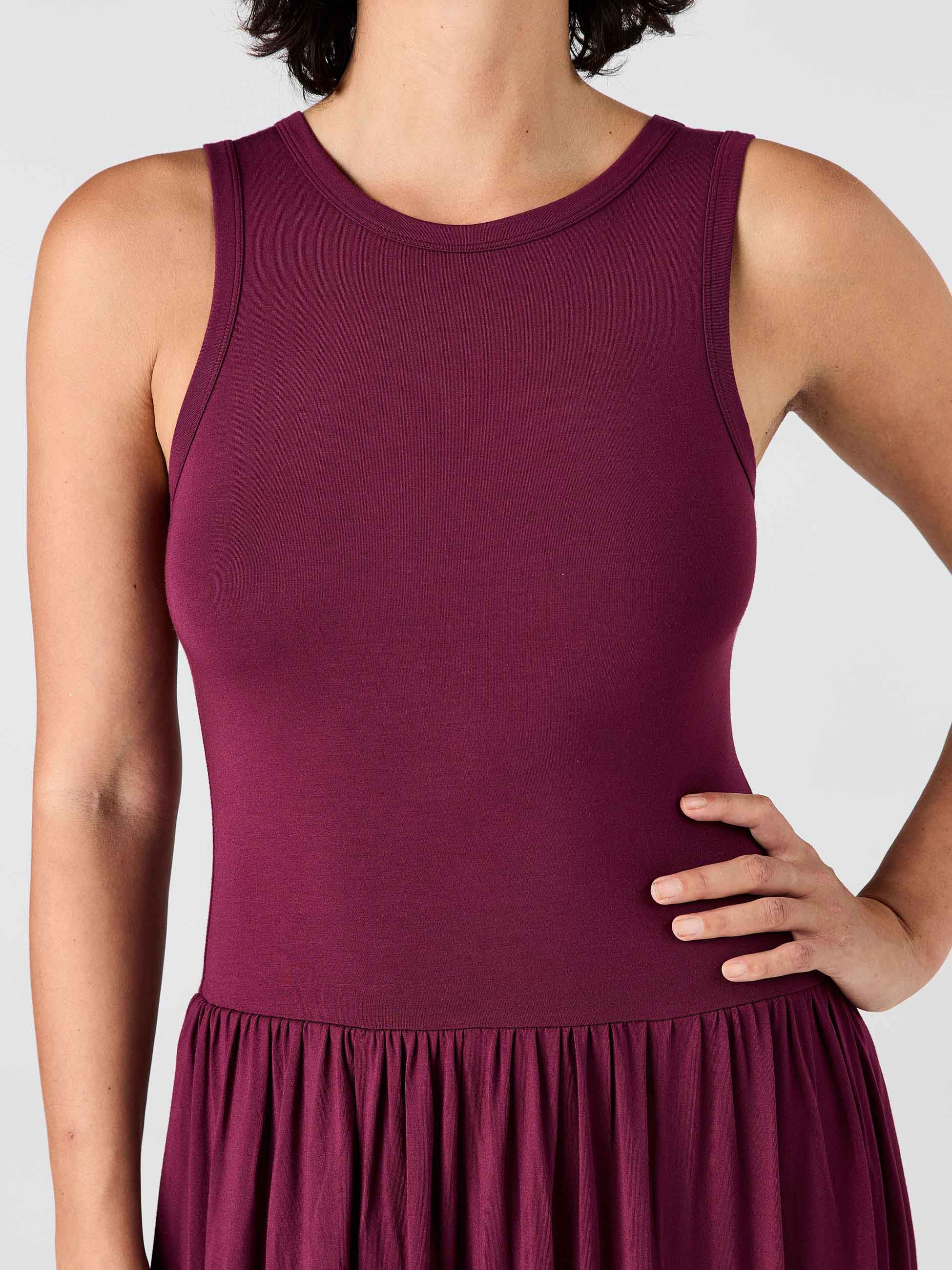 Essential Maxi Dress  Ruby - Image 4