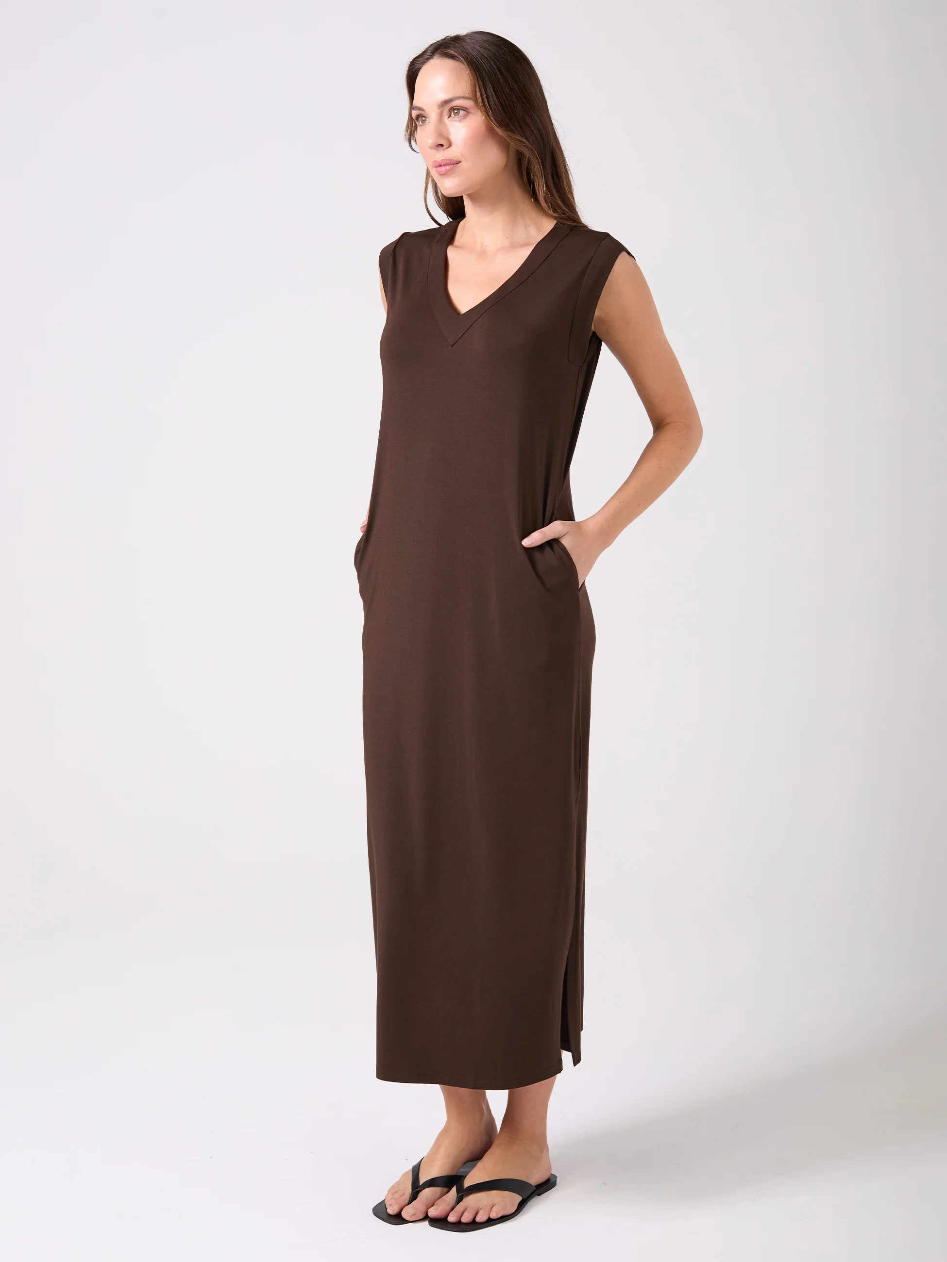 Everly V Neck Maxi Dress - Coffee Bean - Image 7