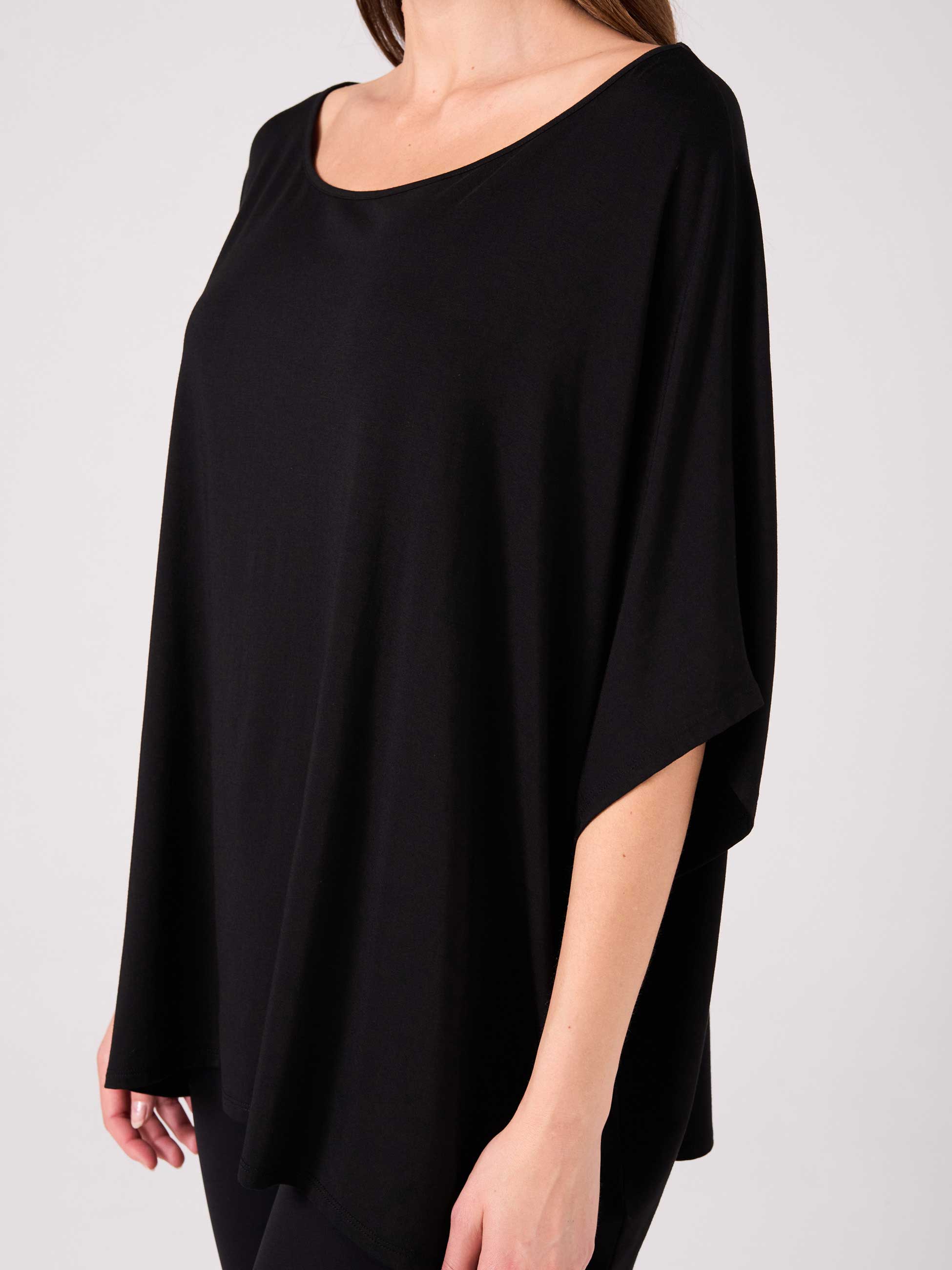 Flow Luxe Tunic - Black - Image 5