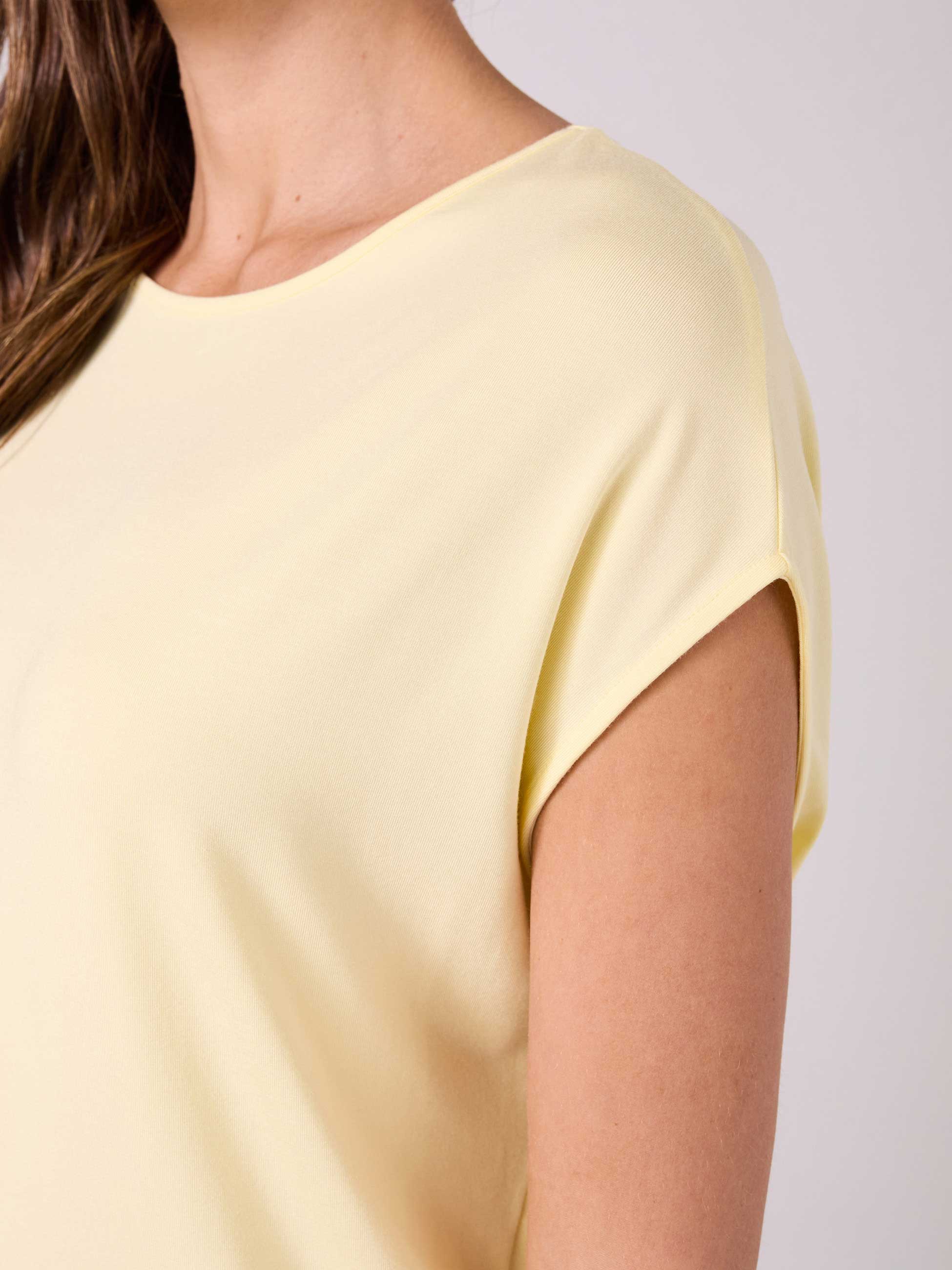 Modal Luxe Layer Tee - Pastel Yellow - Image 4