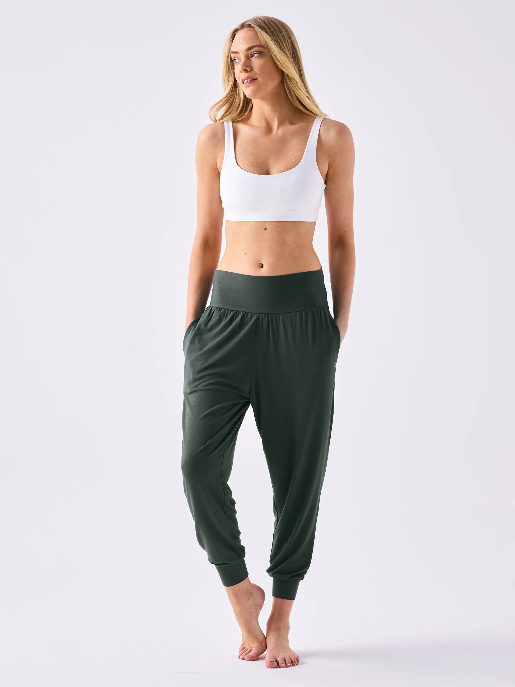 Nomad Relax Pant - Forest - Image 3
