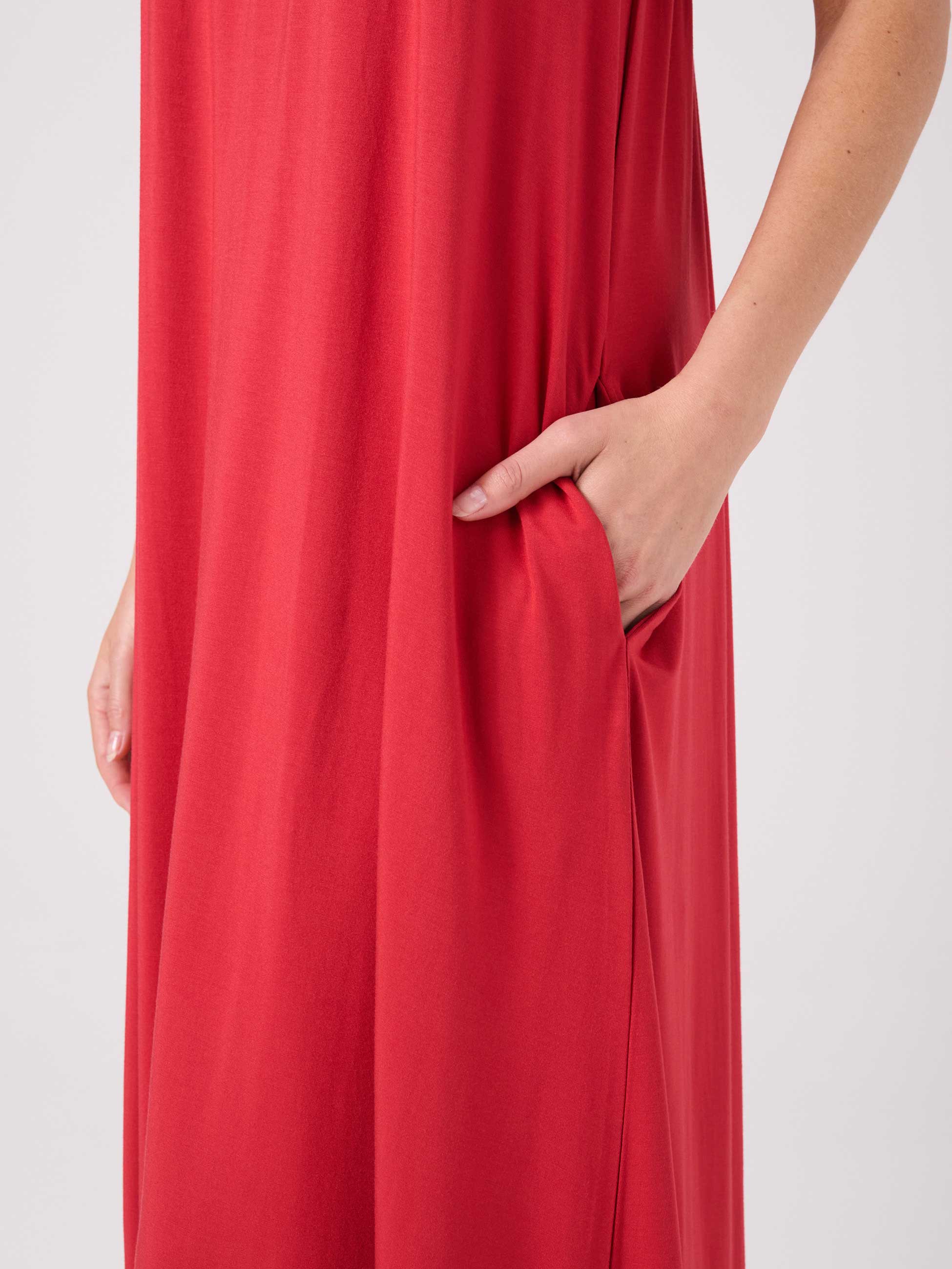 Venice Maxi Dress - Cherry - Image 4